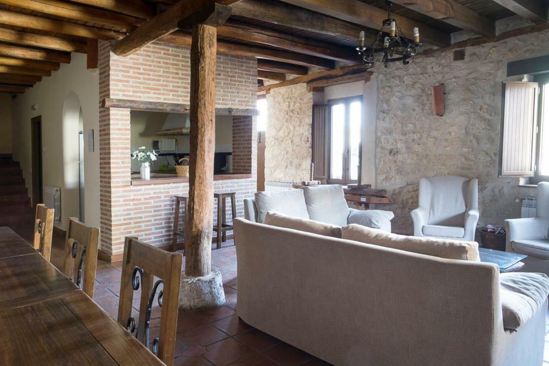 Casa Rural Los Yeros Aldeasoña - Segovia Exterior foto